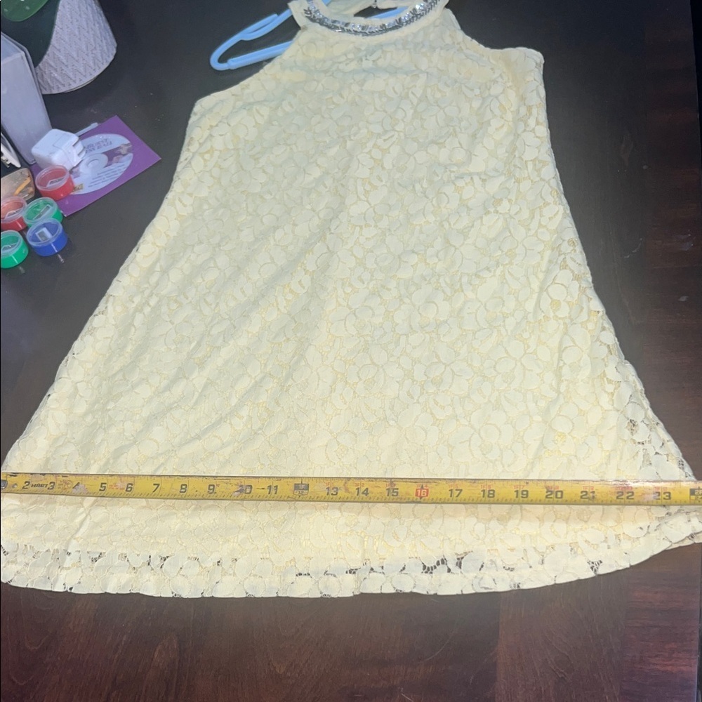 Candie's Light Yellow Lace Dress - Picture 9 of 10